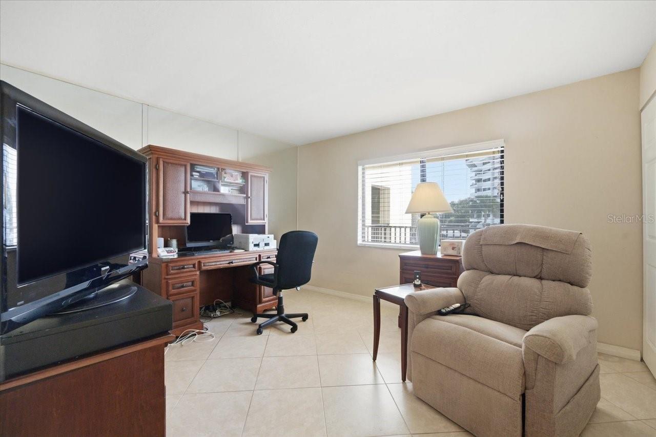 Image 26 of 60 For 55 Rogers Street 505