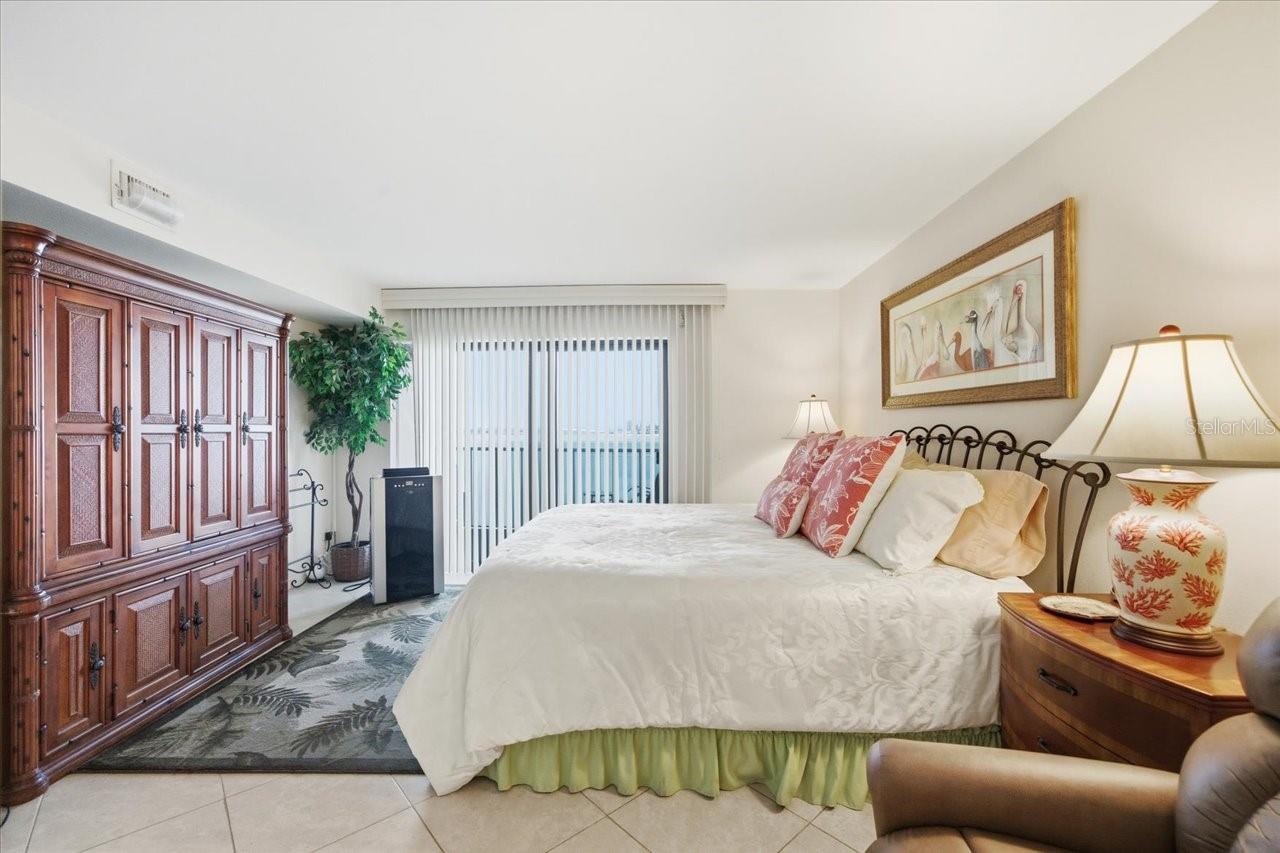 Image 29 of 60 For 55 Rogers Street 505