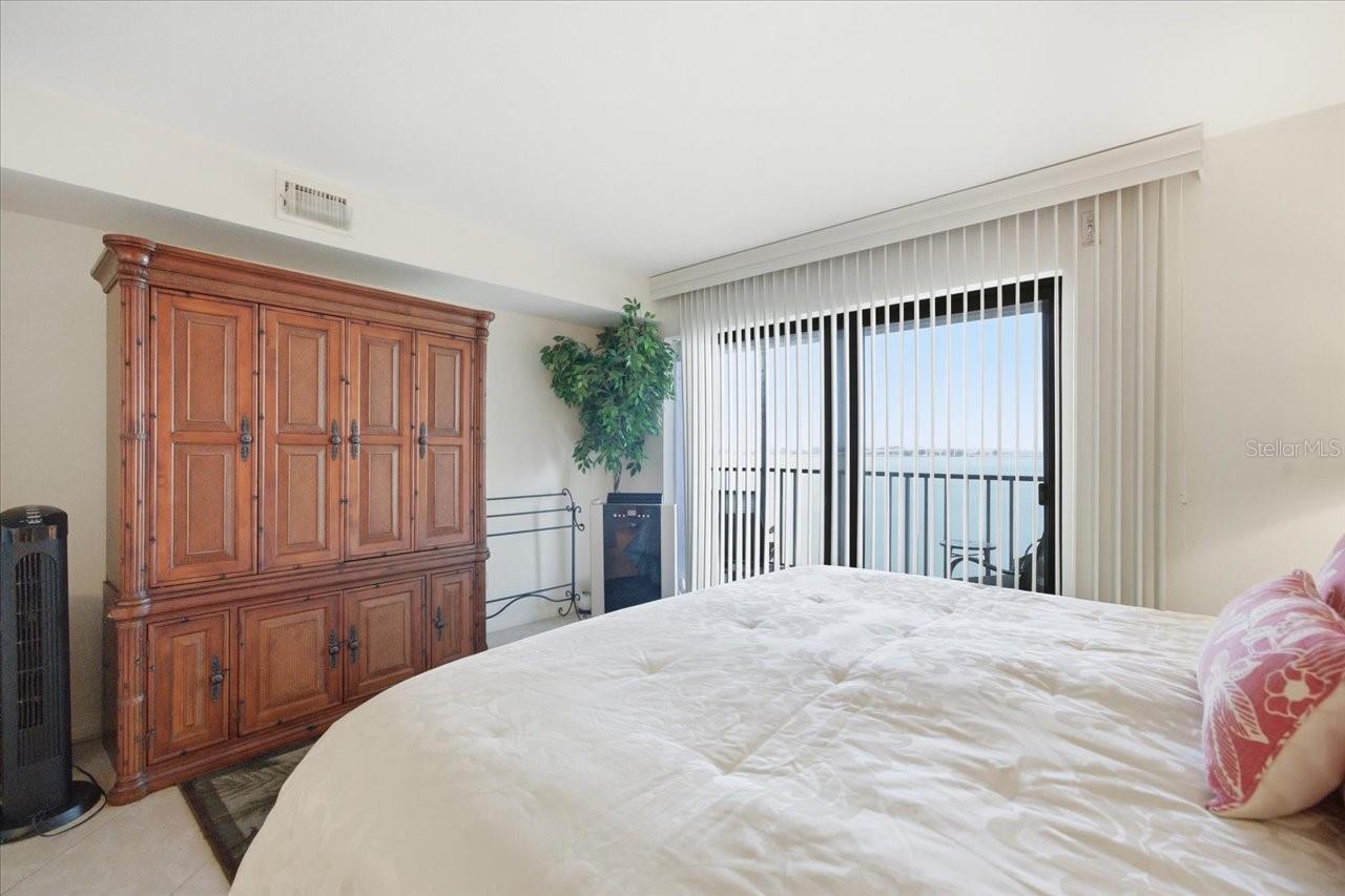 Image 30 of 60 For 55 Rogers Street 505