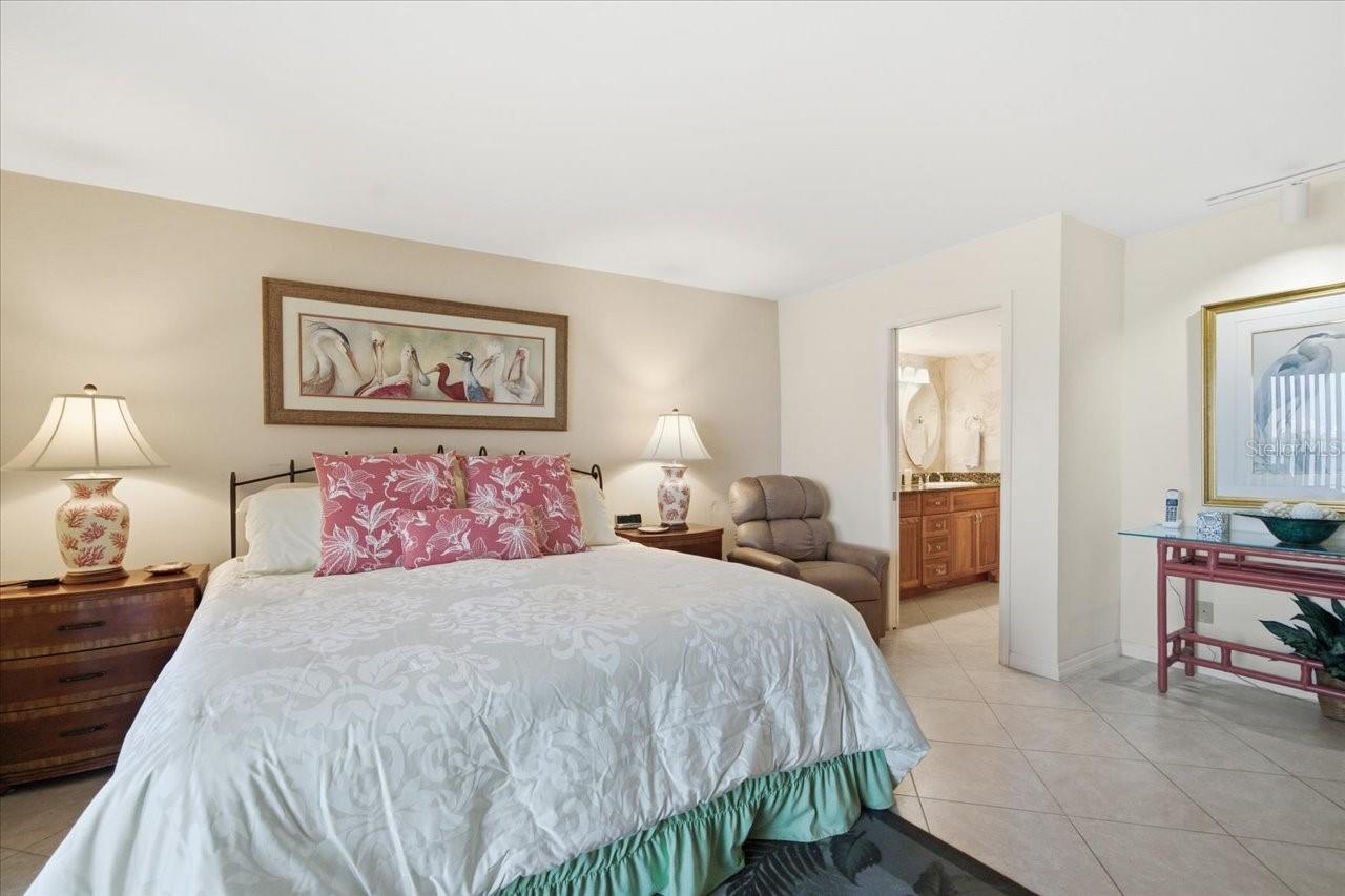 Image 31 of 60 For 55 Rogers Street 505