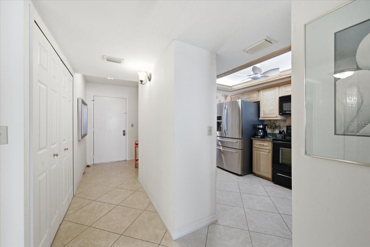 Image 4 of 60 For 55 Rogers Street 505