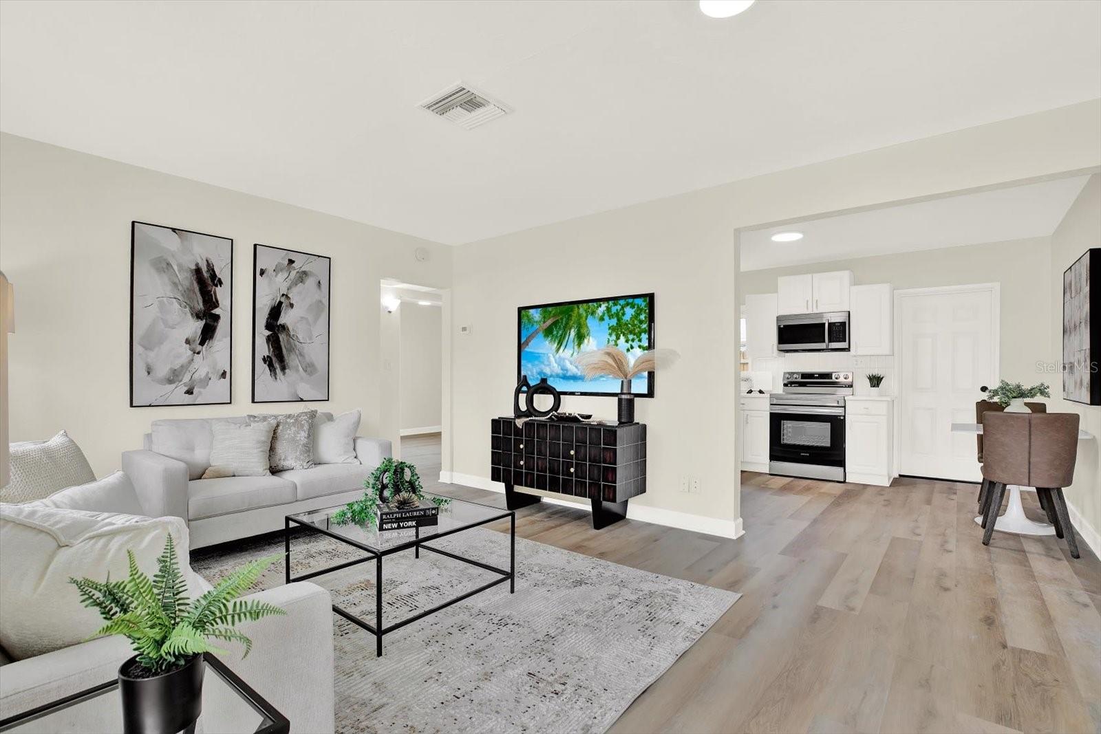 Image 2 of 21 For 4000 Locust Street Ne