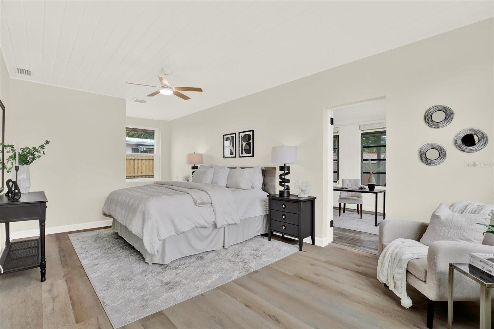 Image 7 of 21 For 4000 Locust Street Ne