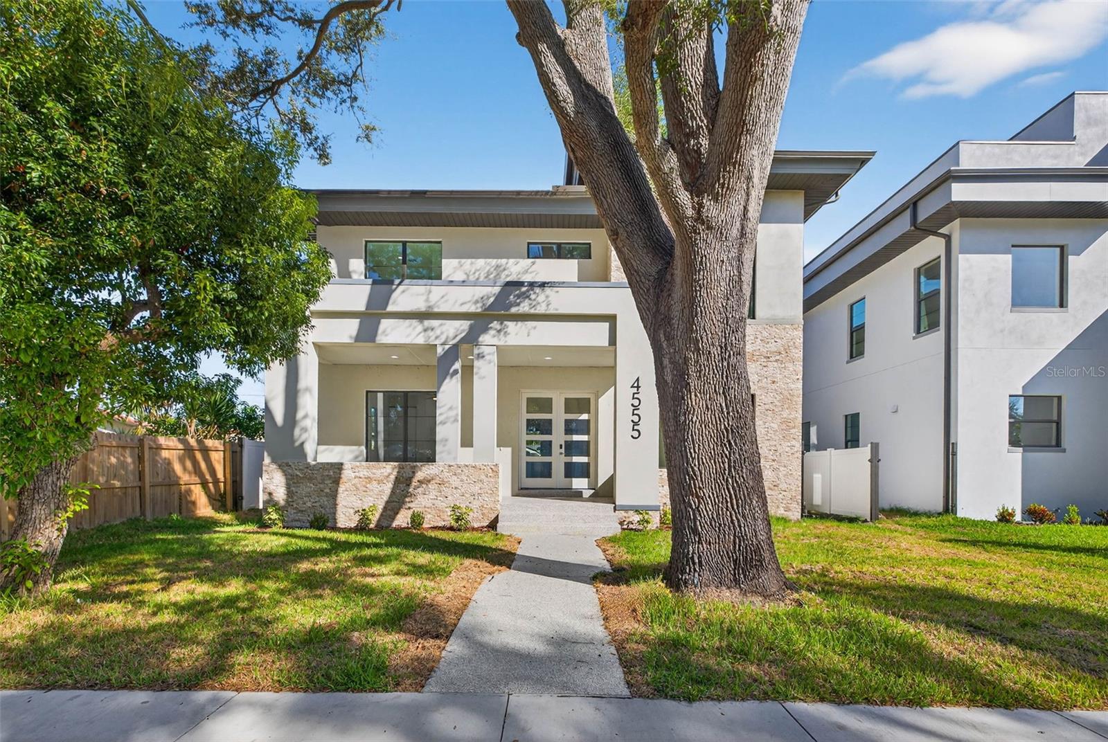 Image 2 of 36 For 4555 26th Avenue S