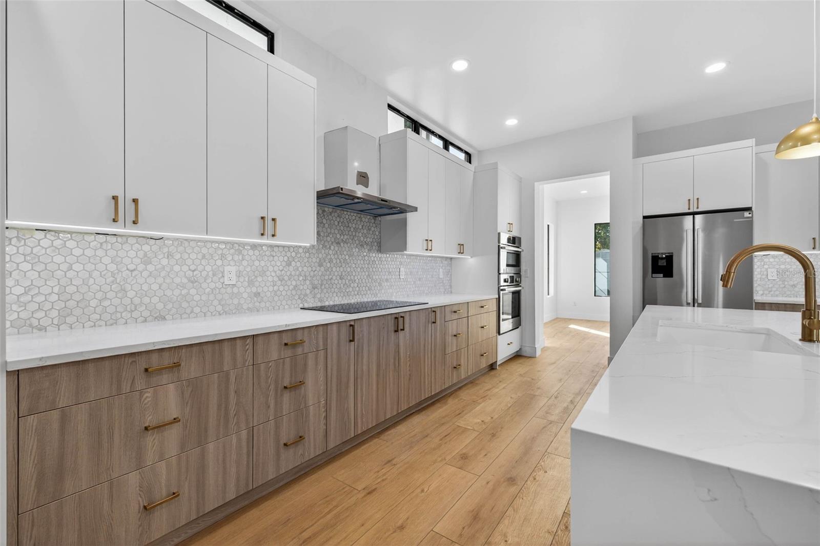 Image 8 of 36 For 4555 26th Avenue S