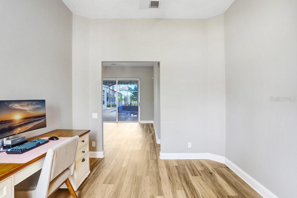 Image 10 of 42 For 10432 Gooseberry Court