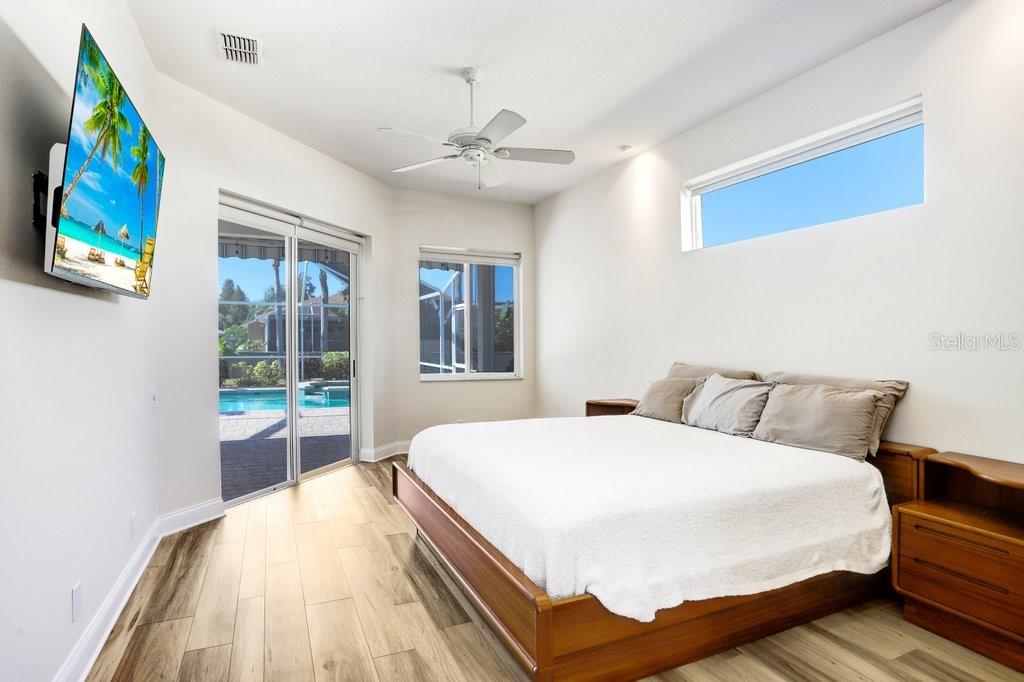 Image 11 of 42 For 10432 Gooseberry Court