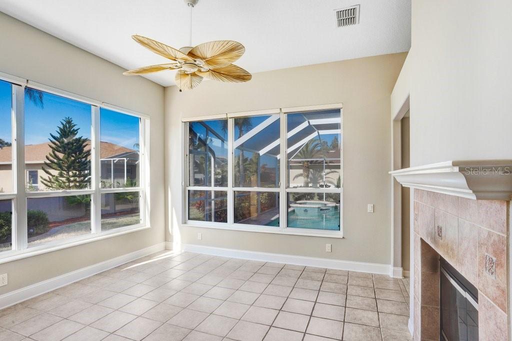 Image 29 of 42 For 10432 Gooseberry Court