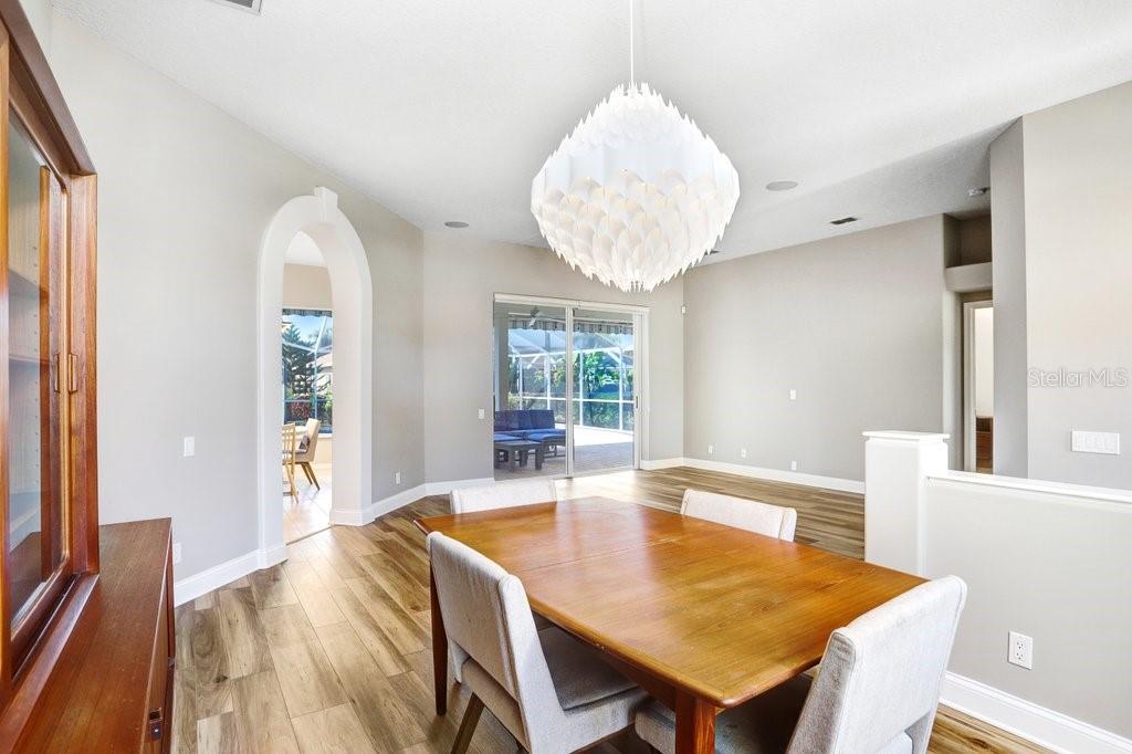 Image 8 of 42 For 10432 Gooseberry Court