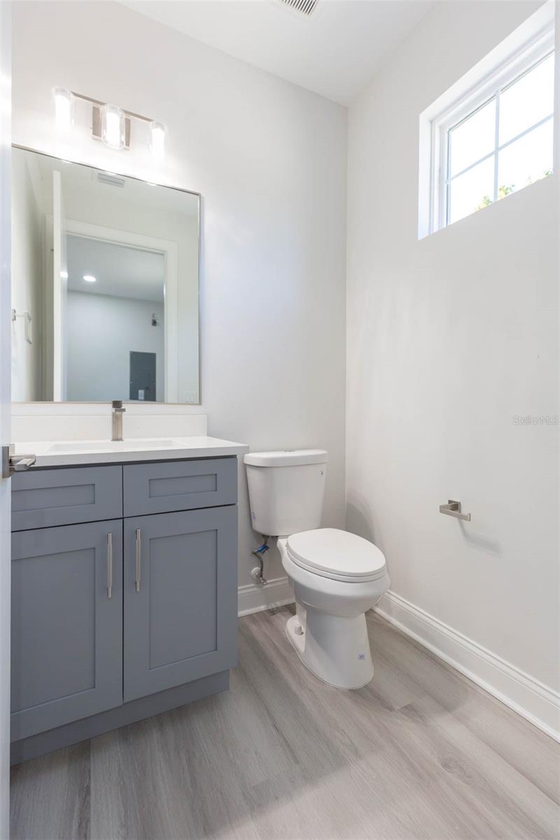 Image 19 of 60 For 4718 Knights Avenue