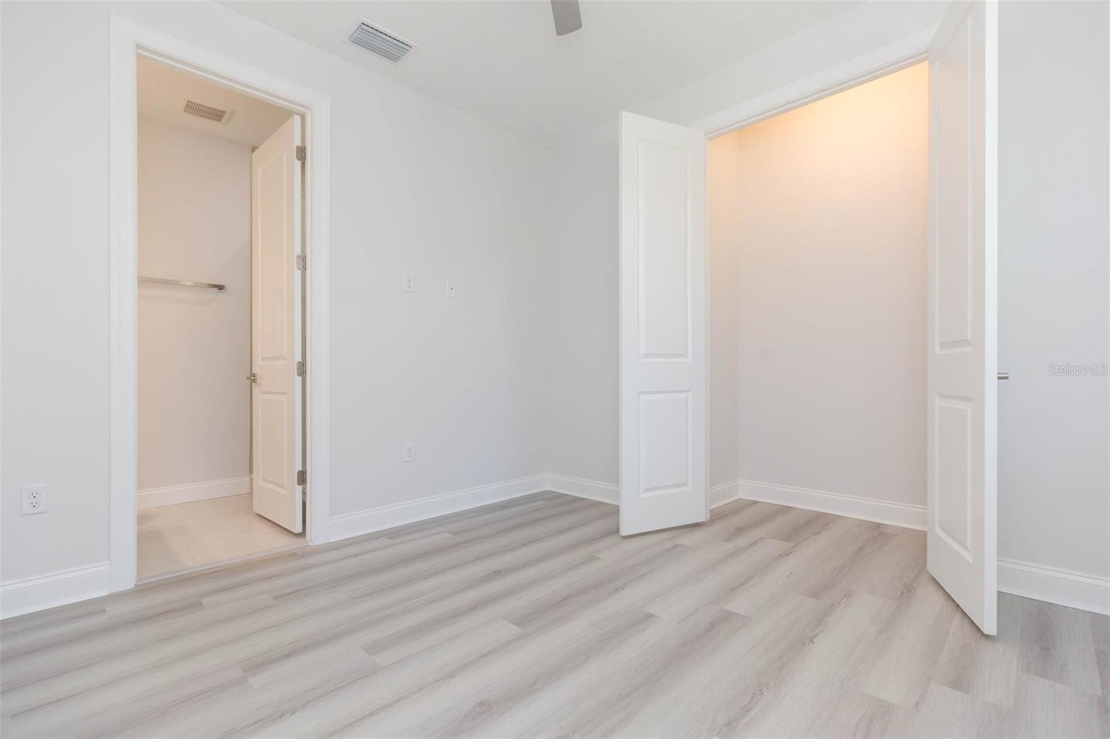 Image 34 of 60 For 4718 Knights Avenue