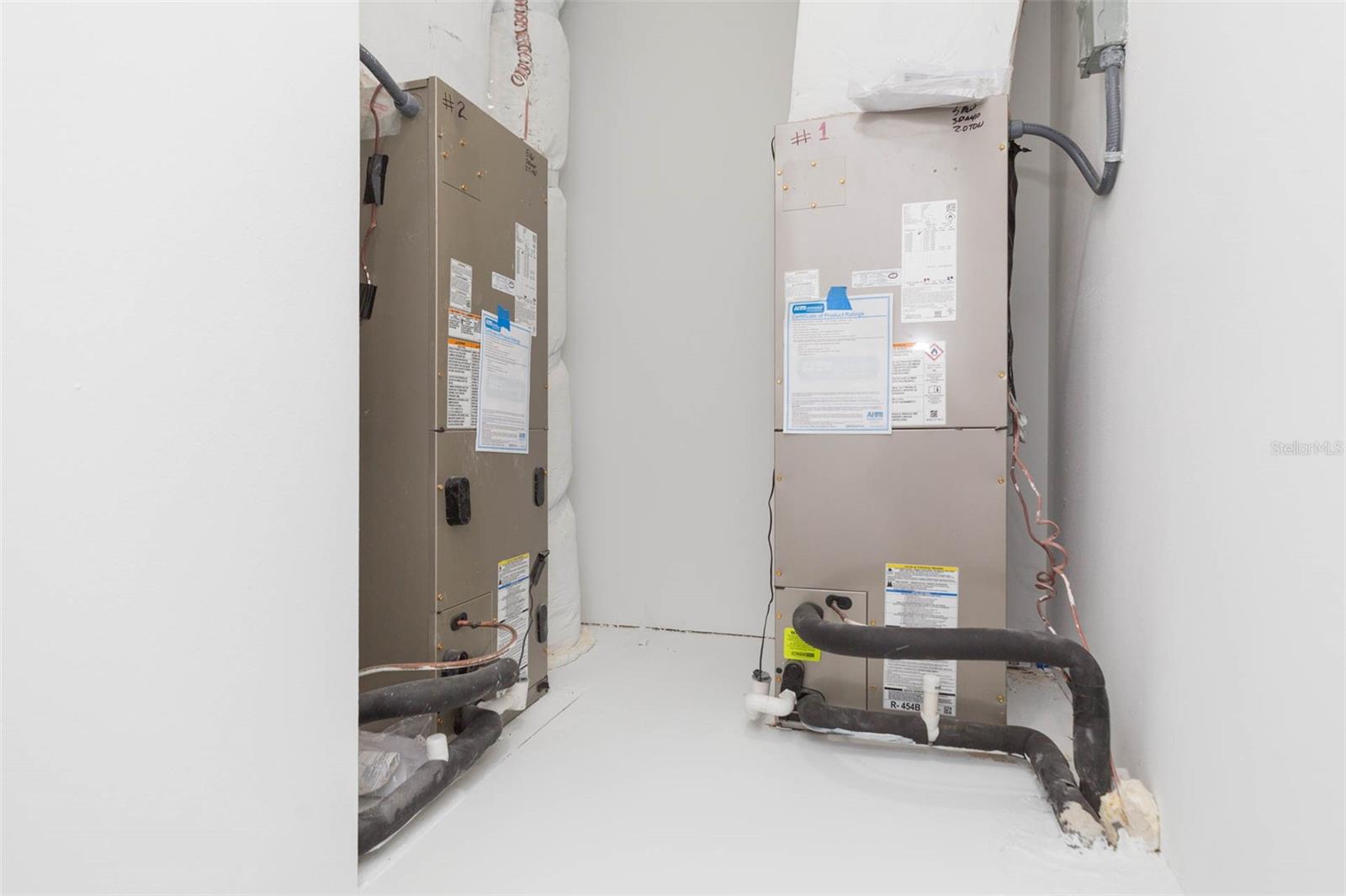 Image 38 of 60 For 4718 Knights Avenue