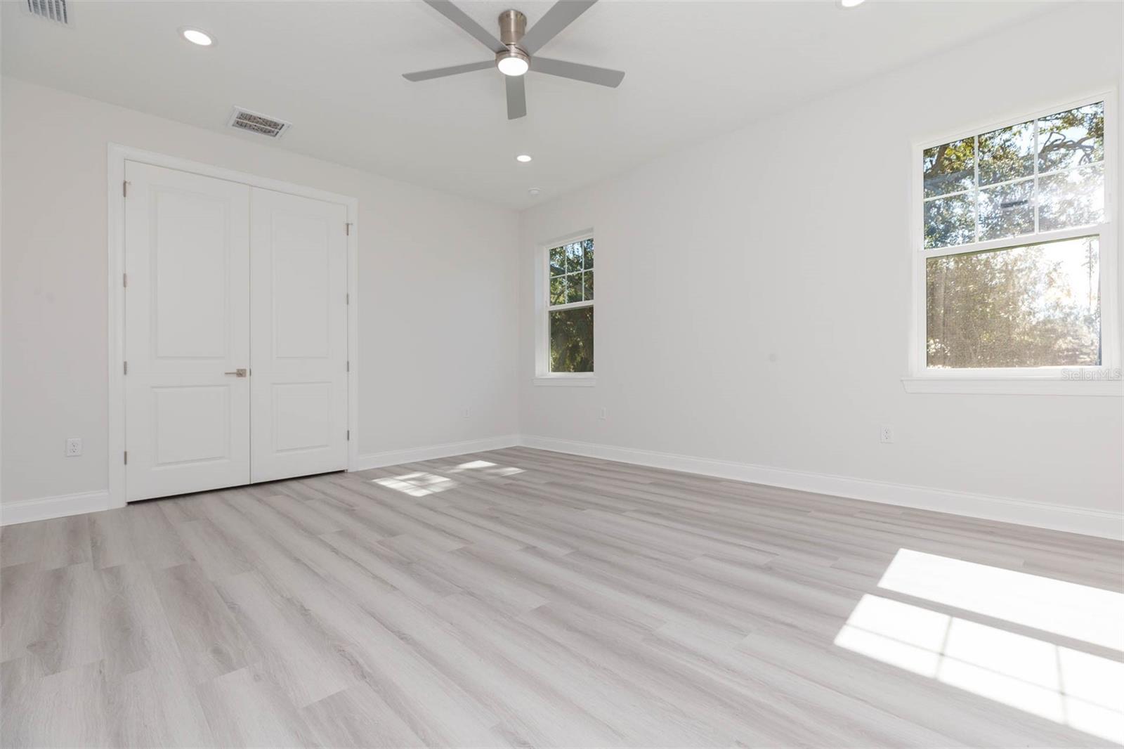 Image 42 of 60 For 4718 Knights Avenue