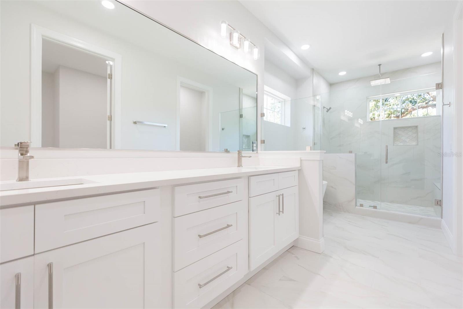 Image 43 of 60 For 4718 Knights Avenue