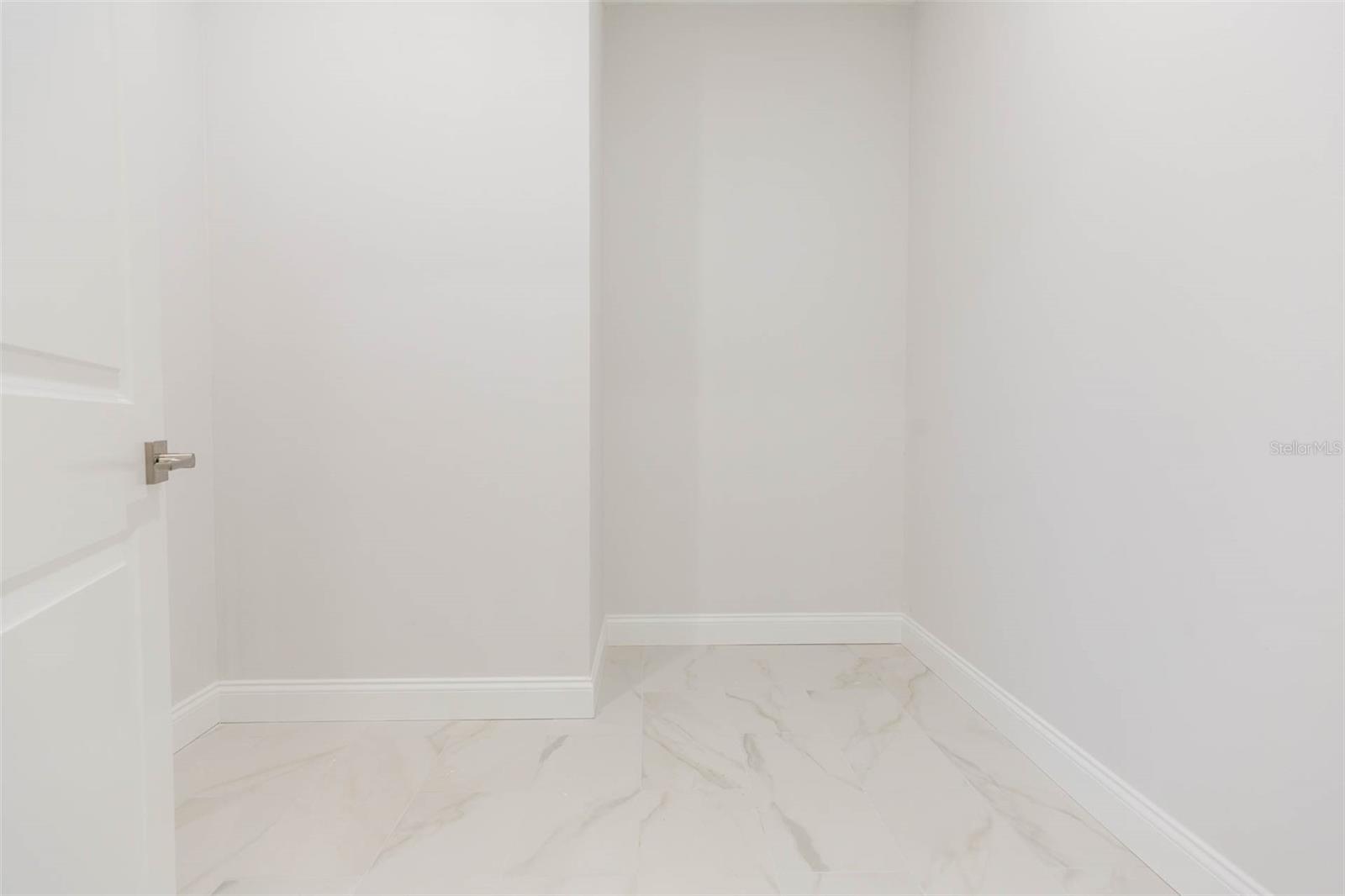 Image 45 of 60 For 4718 Knights Avenue