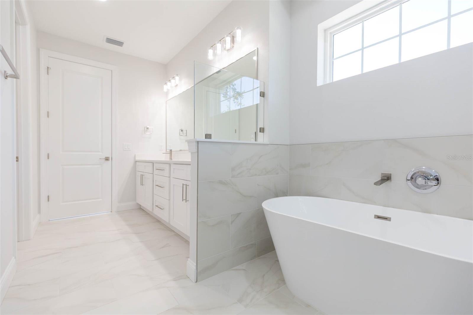 Image 48 of 60 For 4718 Knights Avenue