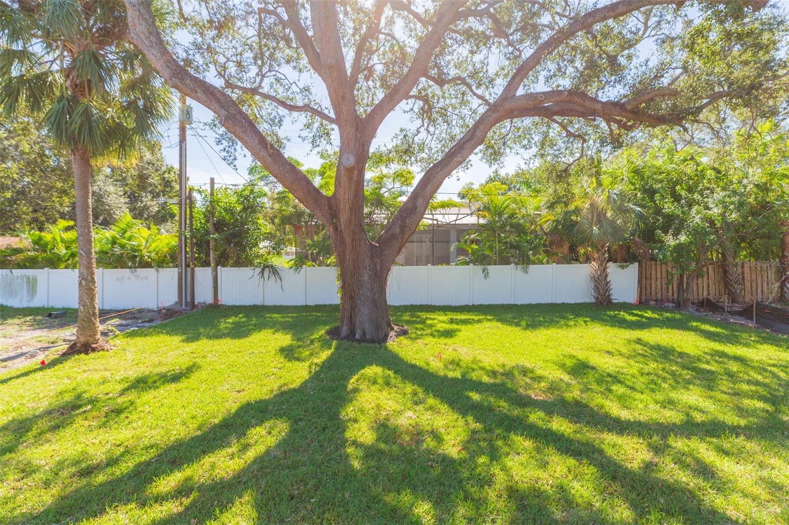 Image 54 of 60 For 4718 Knights Avenue