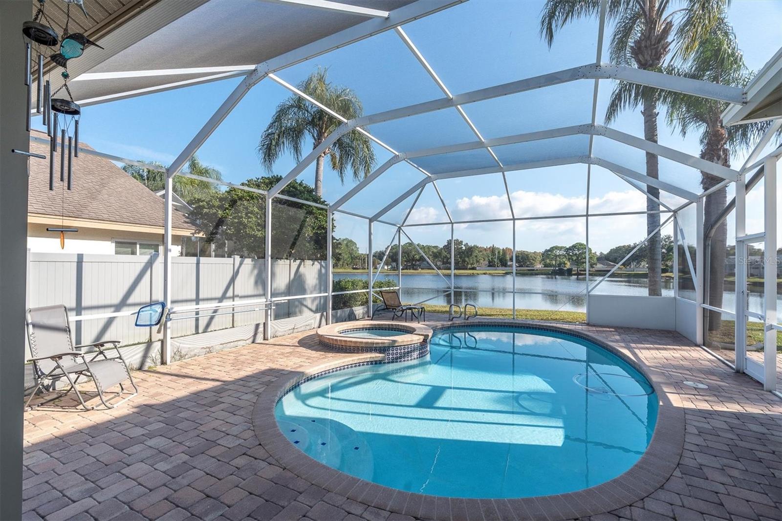 Listing photo id 34 for 1226 Hoversham Drive