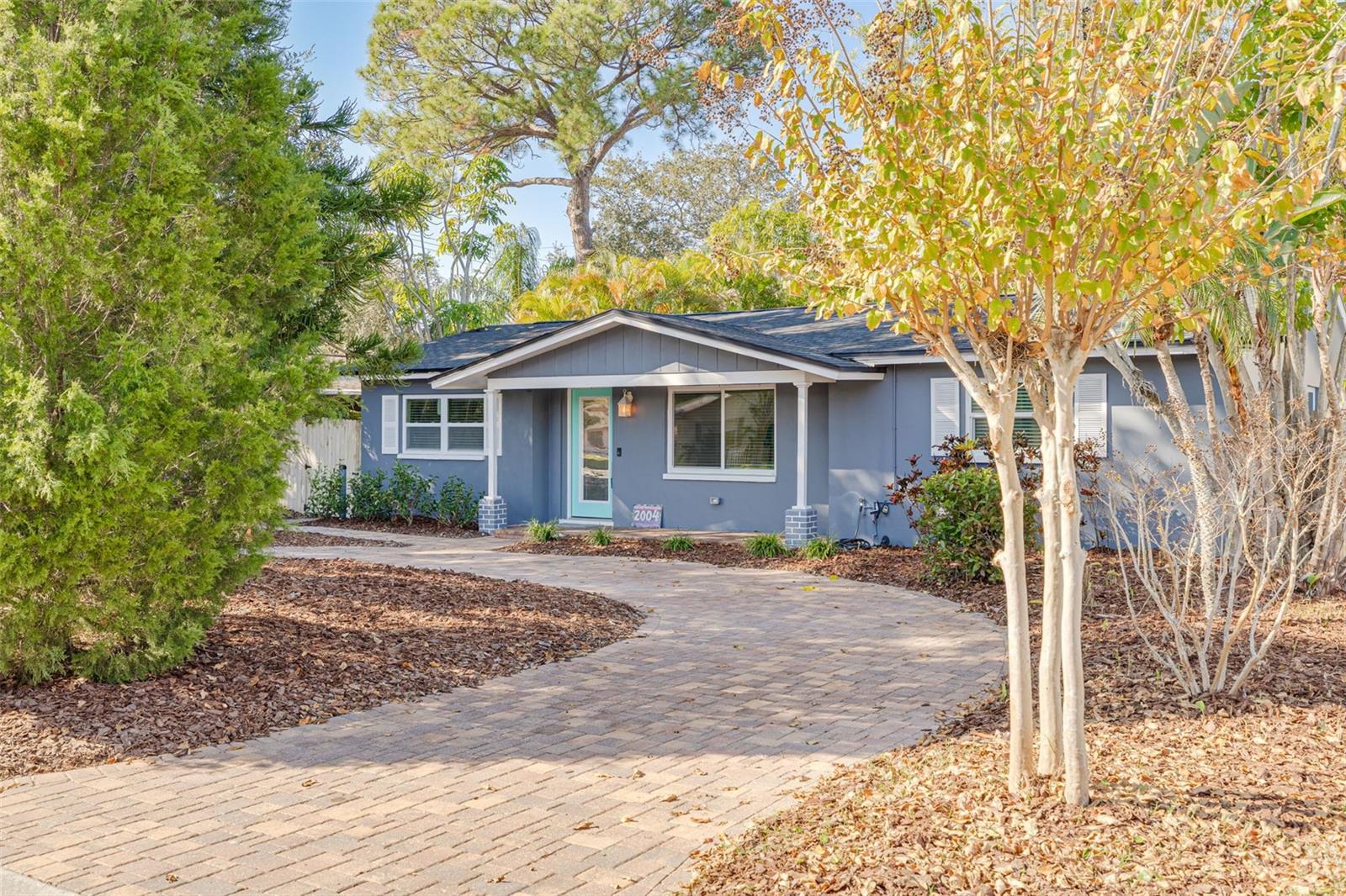 Image 7 of 28 For 2004 Douglas Avenue