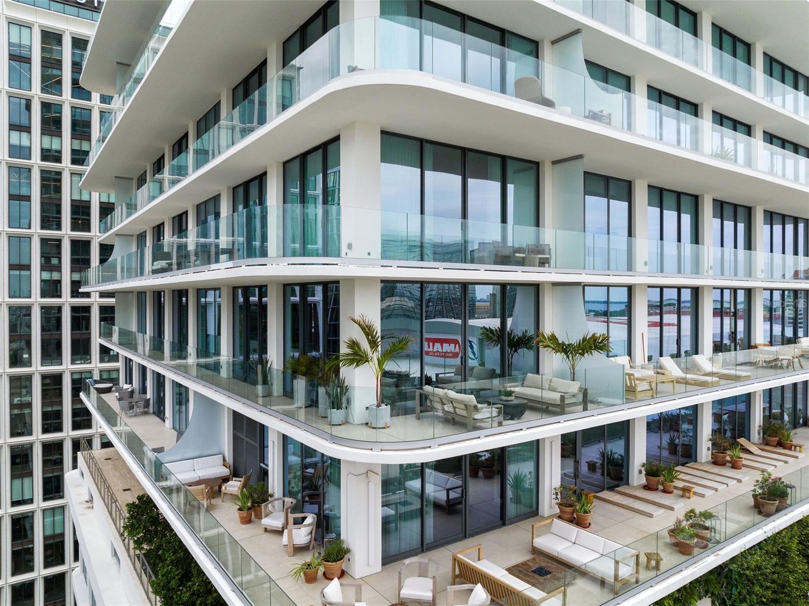 Image 2 of 68 For 1000 Water Street 1103