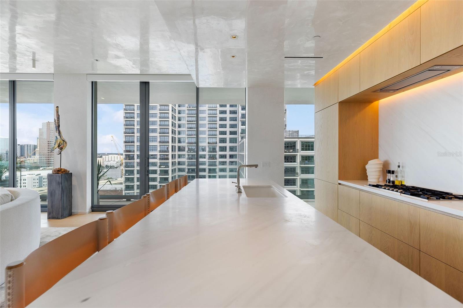 Image 21 of 68 For 1000 Water Street 1103