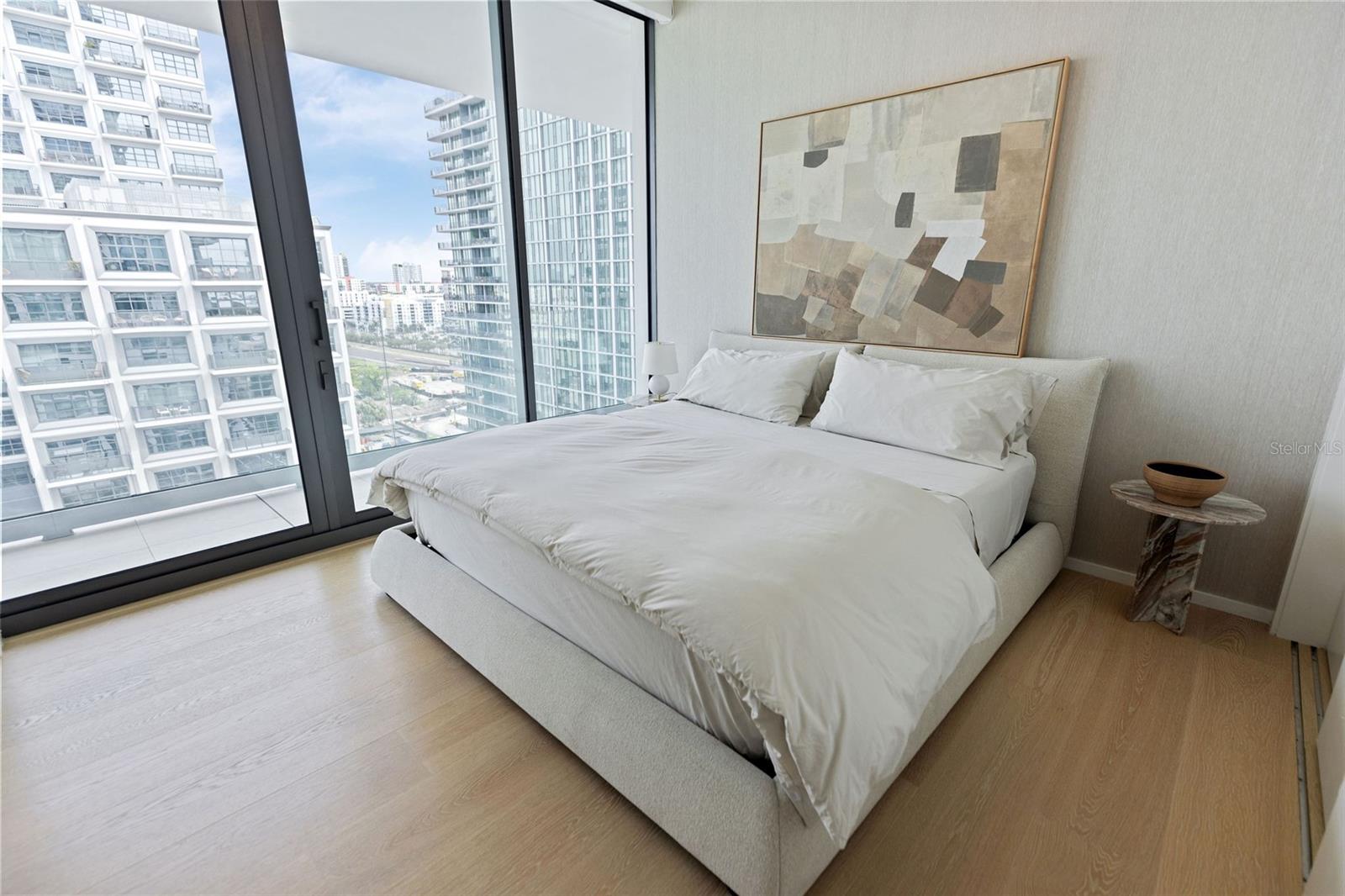 Image 49 of 68 For 1000 Water Street 1103