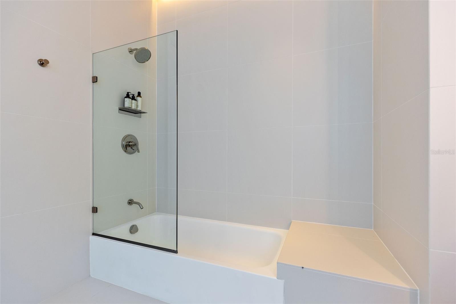 Image 51 of 68 For 1000 Water Street 1103