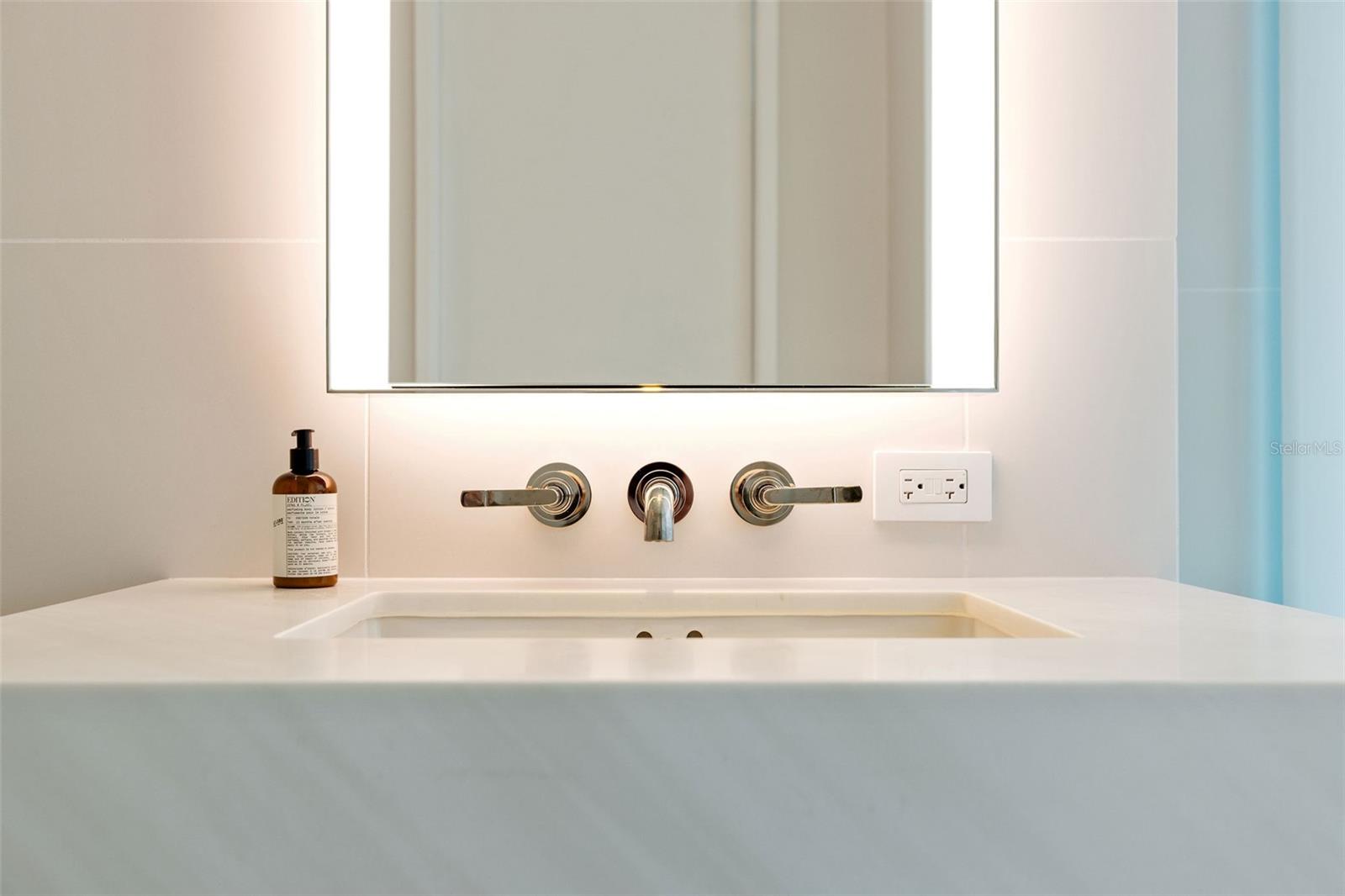 Image 56 of 68 For 1000 Water Street 1103