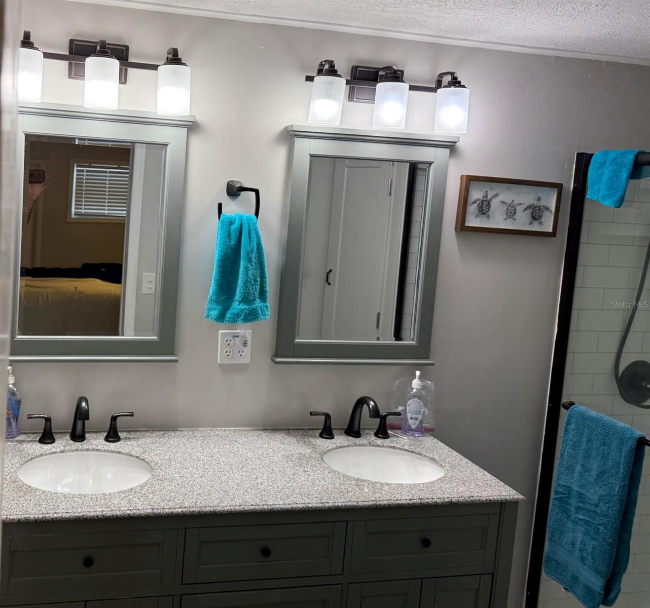 Image 4 of 14 For 4655 Madison Avenue