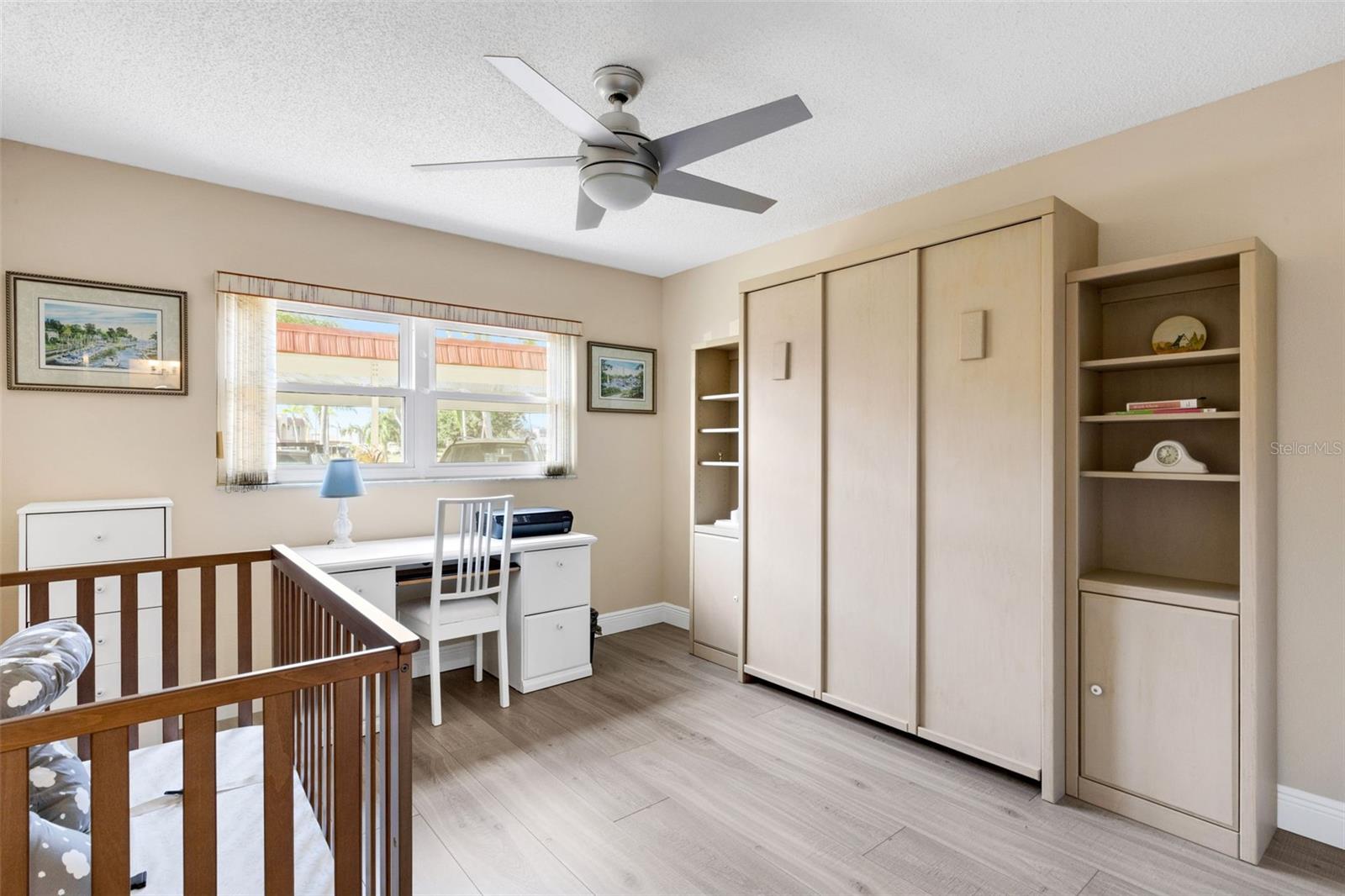 Image 21 of 35 For 122 Buttonwood Circle 122