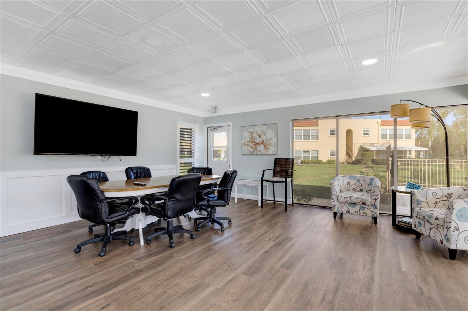 Image 33 of 35 For 122 Buttonwood Circle 122