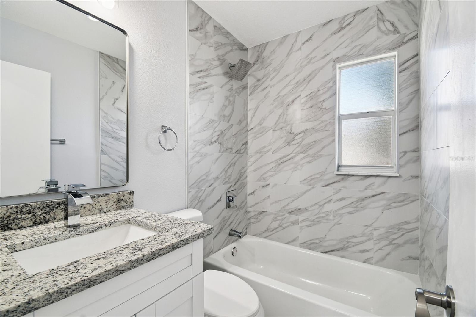 Image 17 of 92 For 4911 Floramar Terrace