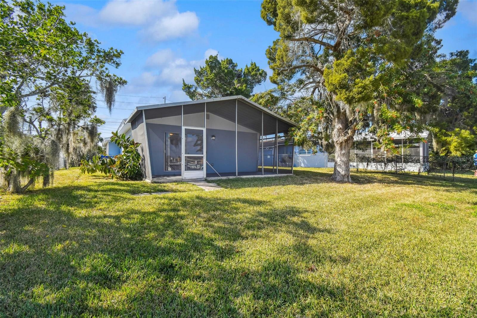 Image 30 of 92 For 4911 Floramar Terrace