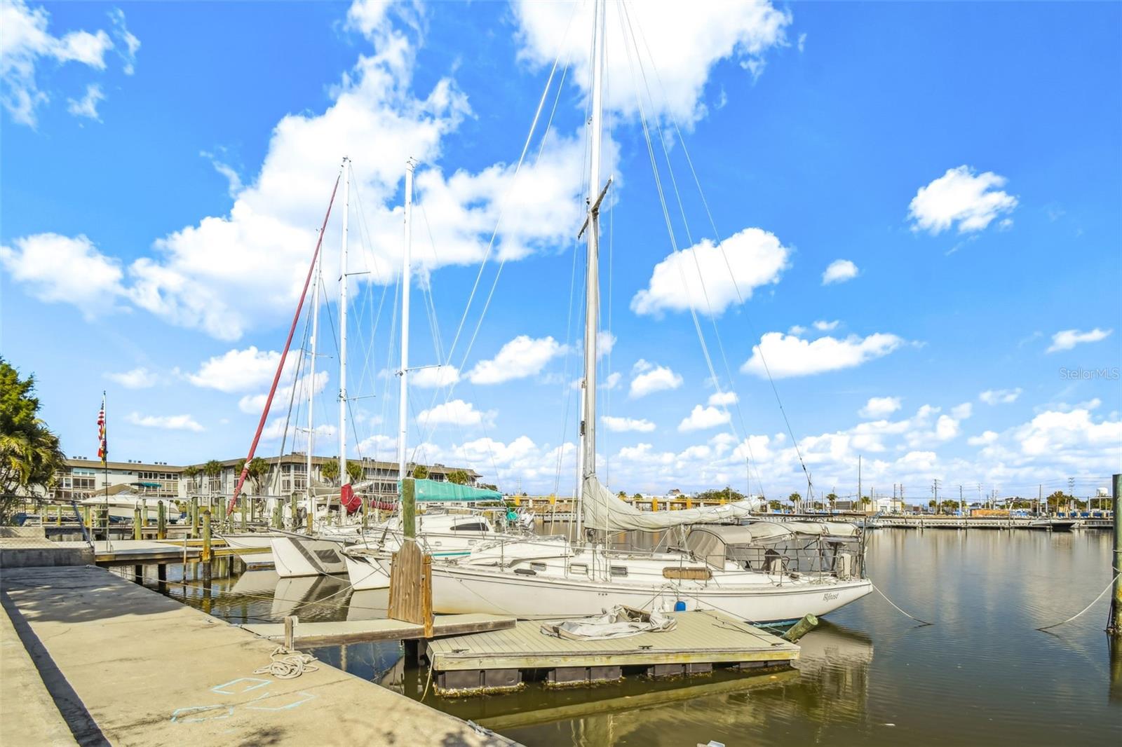 Image 36 of 92 For 4911 Floramar Terrace