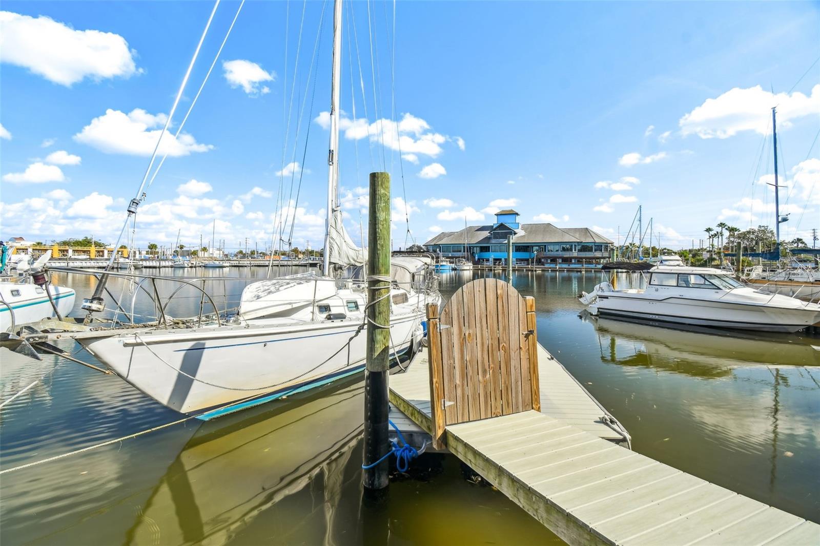 Image 38 of 92 For 4911 Floramar Terrace