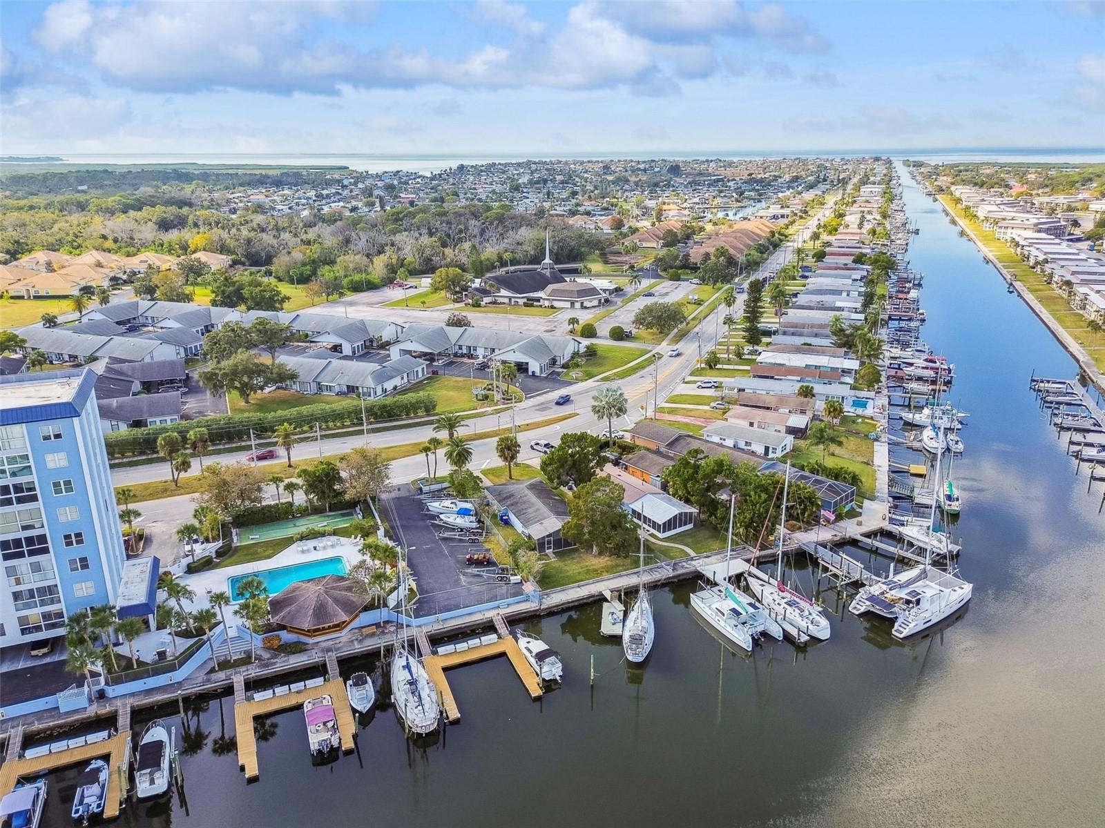 Image 43 of 92 For 4911 Floramar Terrace