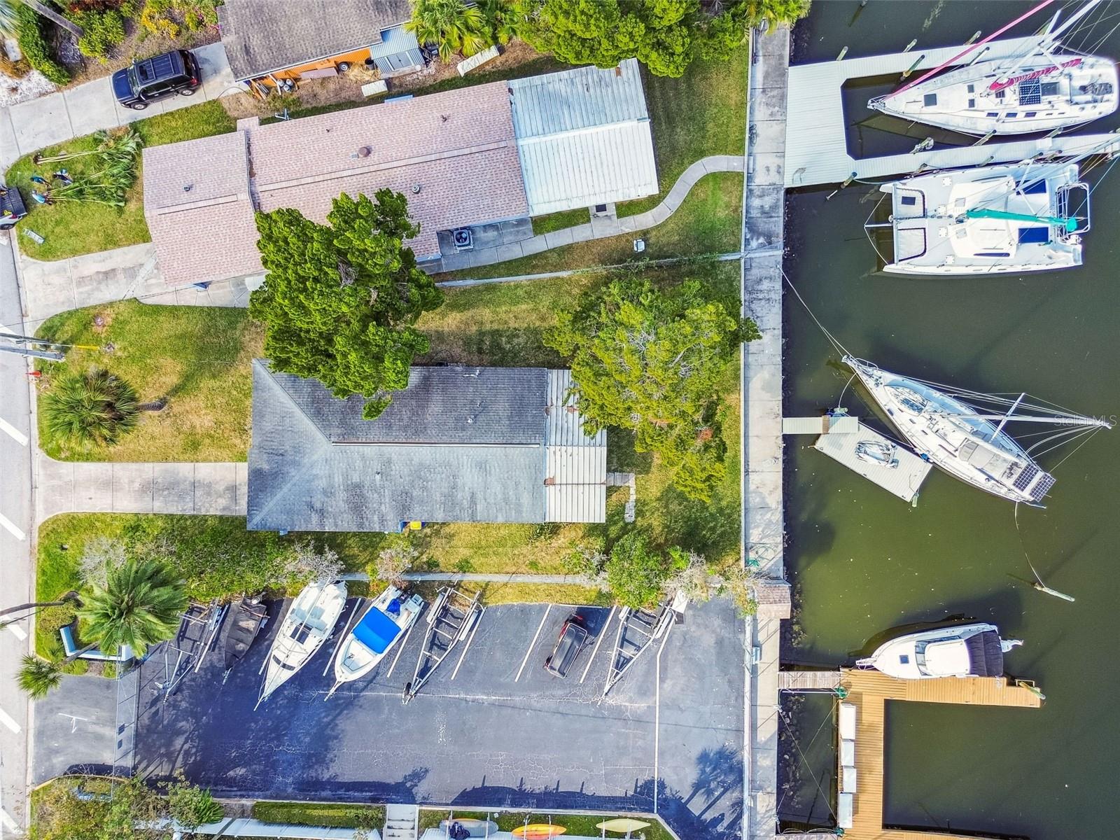 Image 88 of 92 For 4911 Floramar Terrace