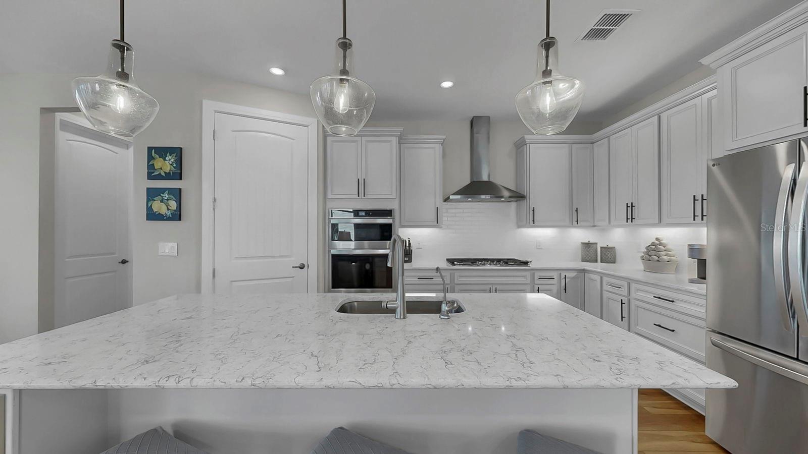 Image 36 of 91 For 10236 Coastal Shores Drive