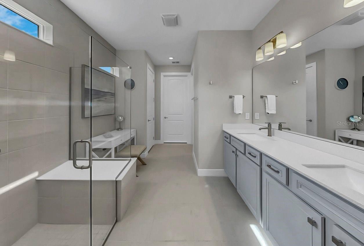 Image 45 of 91 For 10236 Coastal Shores Drive