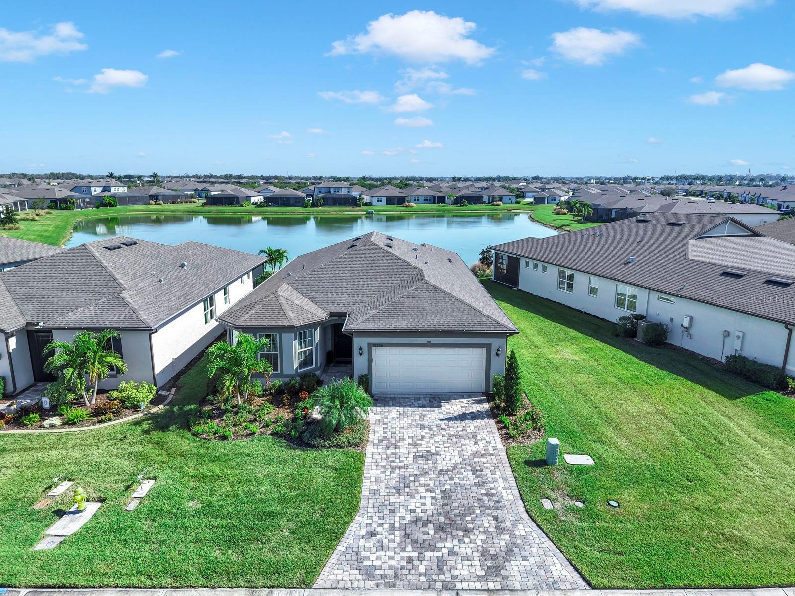 Image 5 of 91 For 10236 Coastal Shores Drive