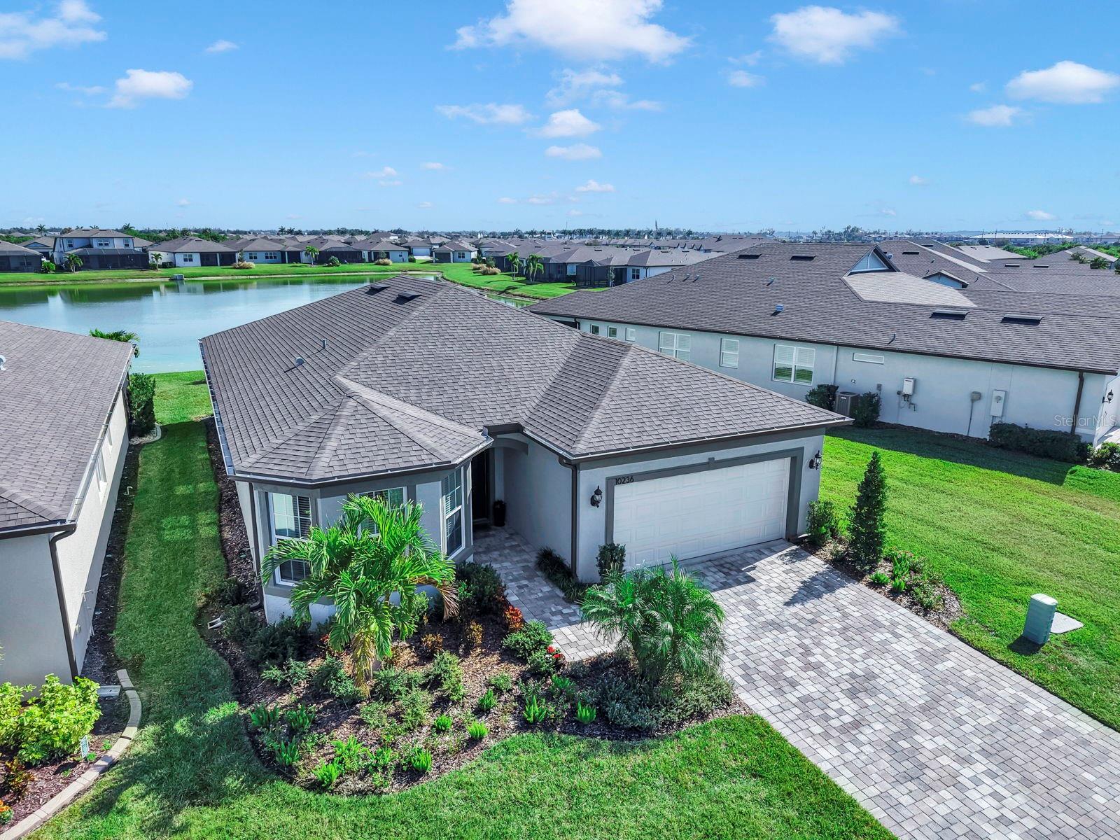 Image 9 of 91 For 10236 Coastal Shores Drive