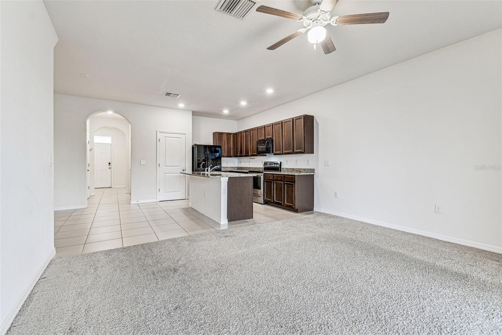 Image 7 of 39 For 2831 Suncoast Blend Drive