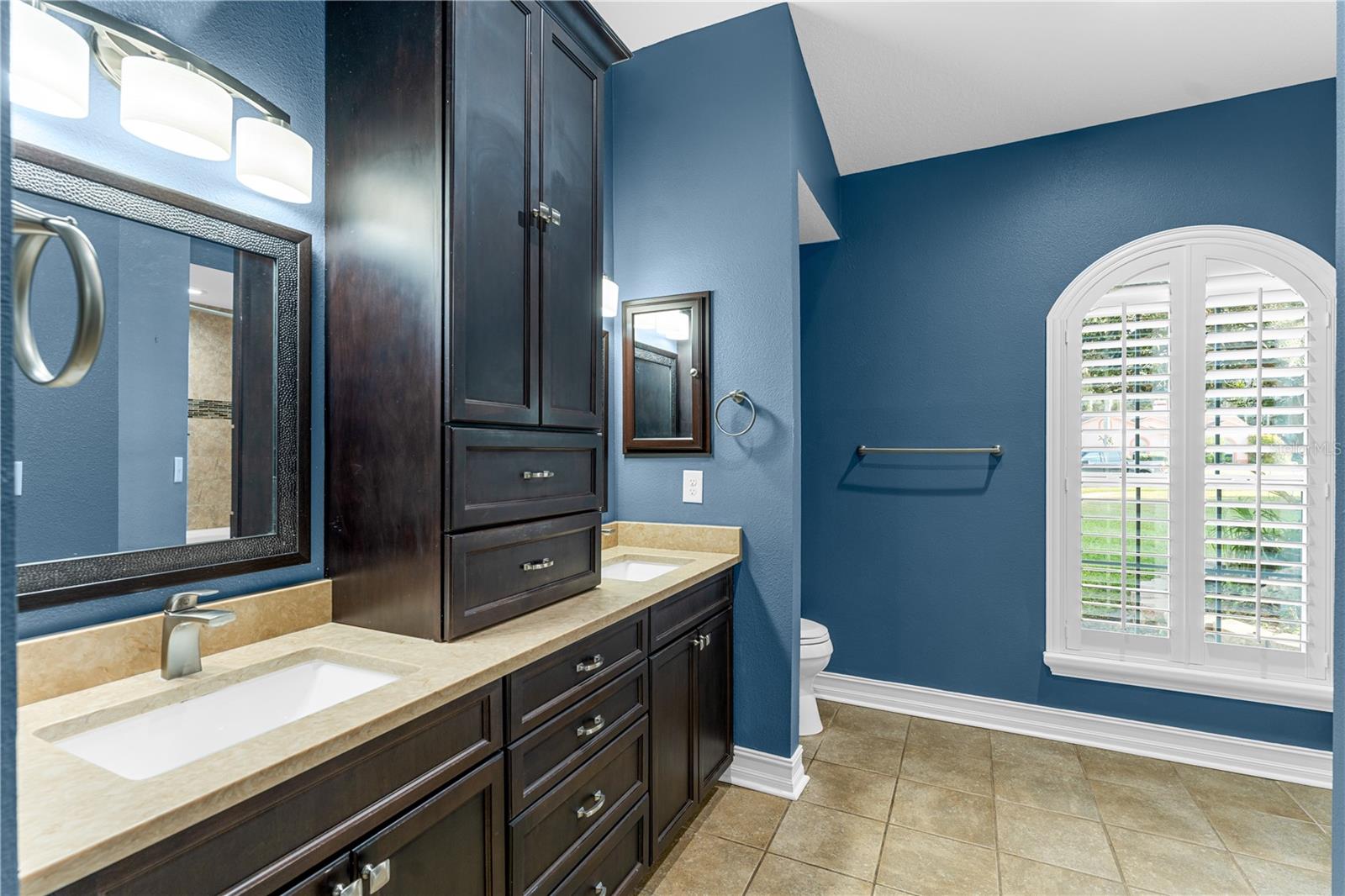 Image 33 of 68 For 26203 Corkwood Court