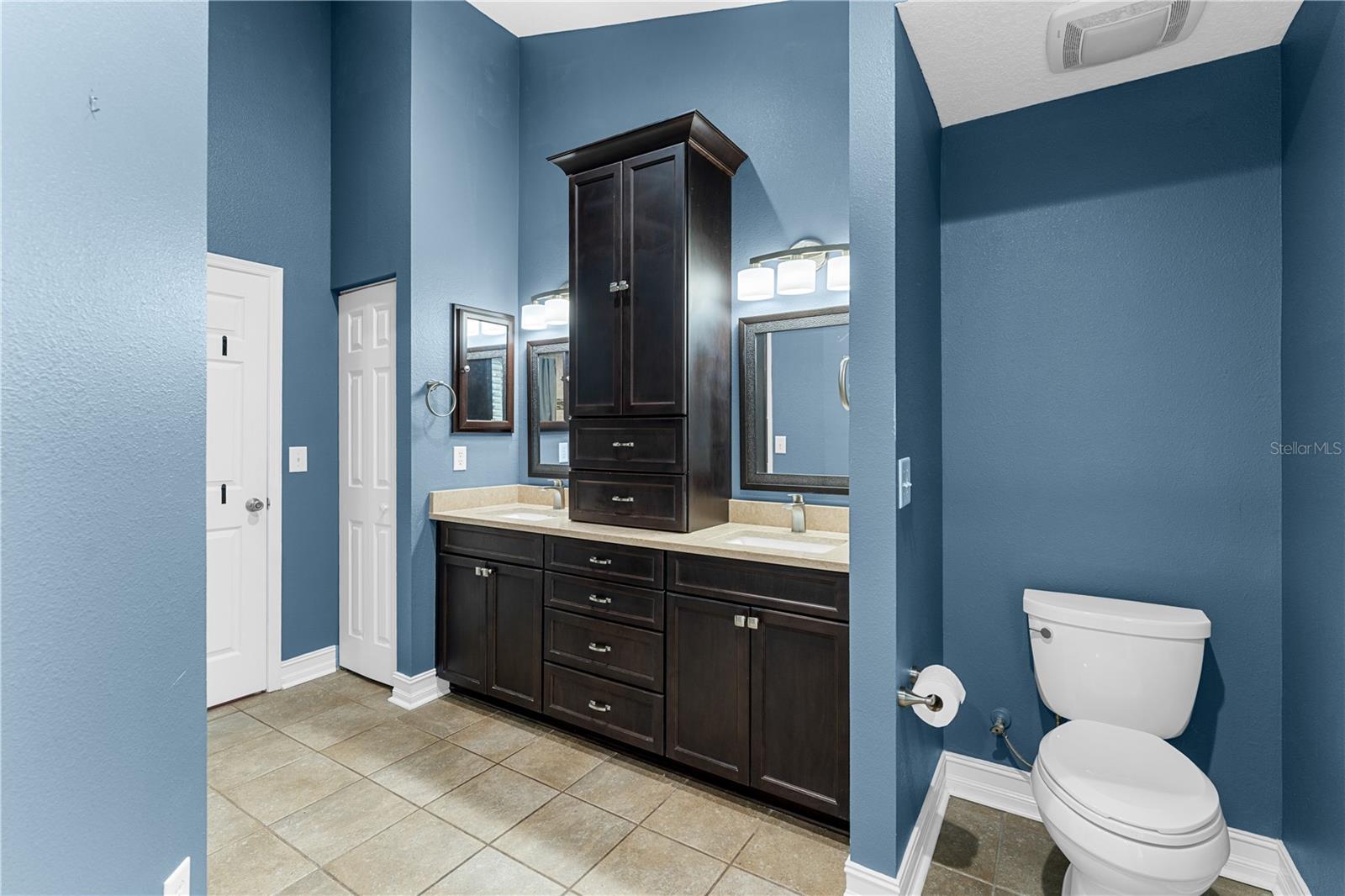 Image 34 of 68 For 26203 Corkwood Court