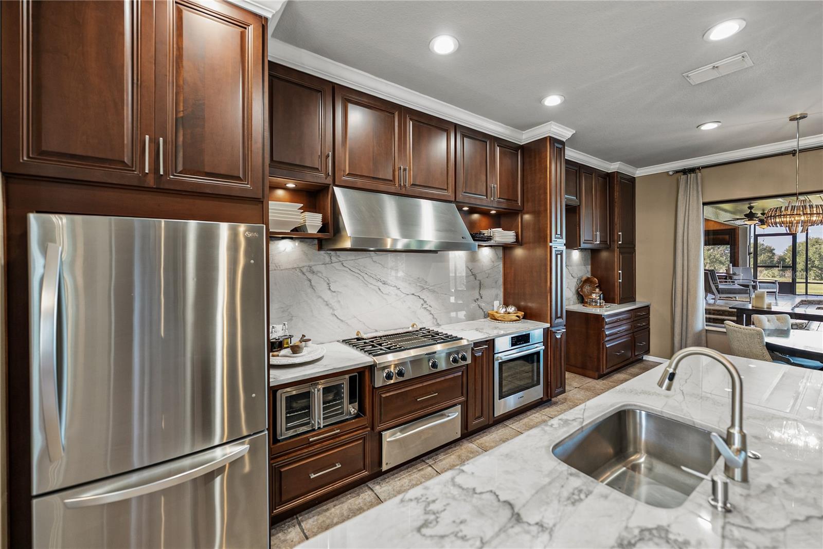 Listing photo id 22 for 13247 Thoroughbred Drive