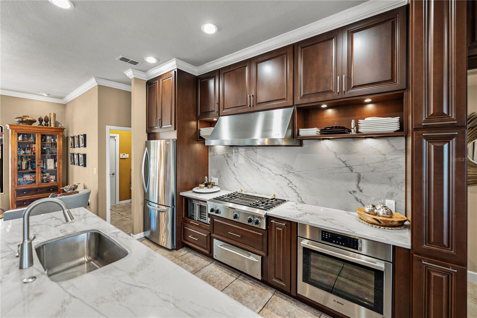 Listing photo id 24 for 13247 Thoroughbred Drive