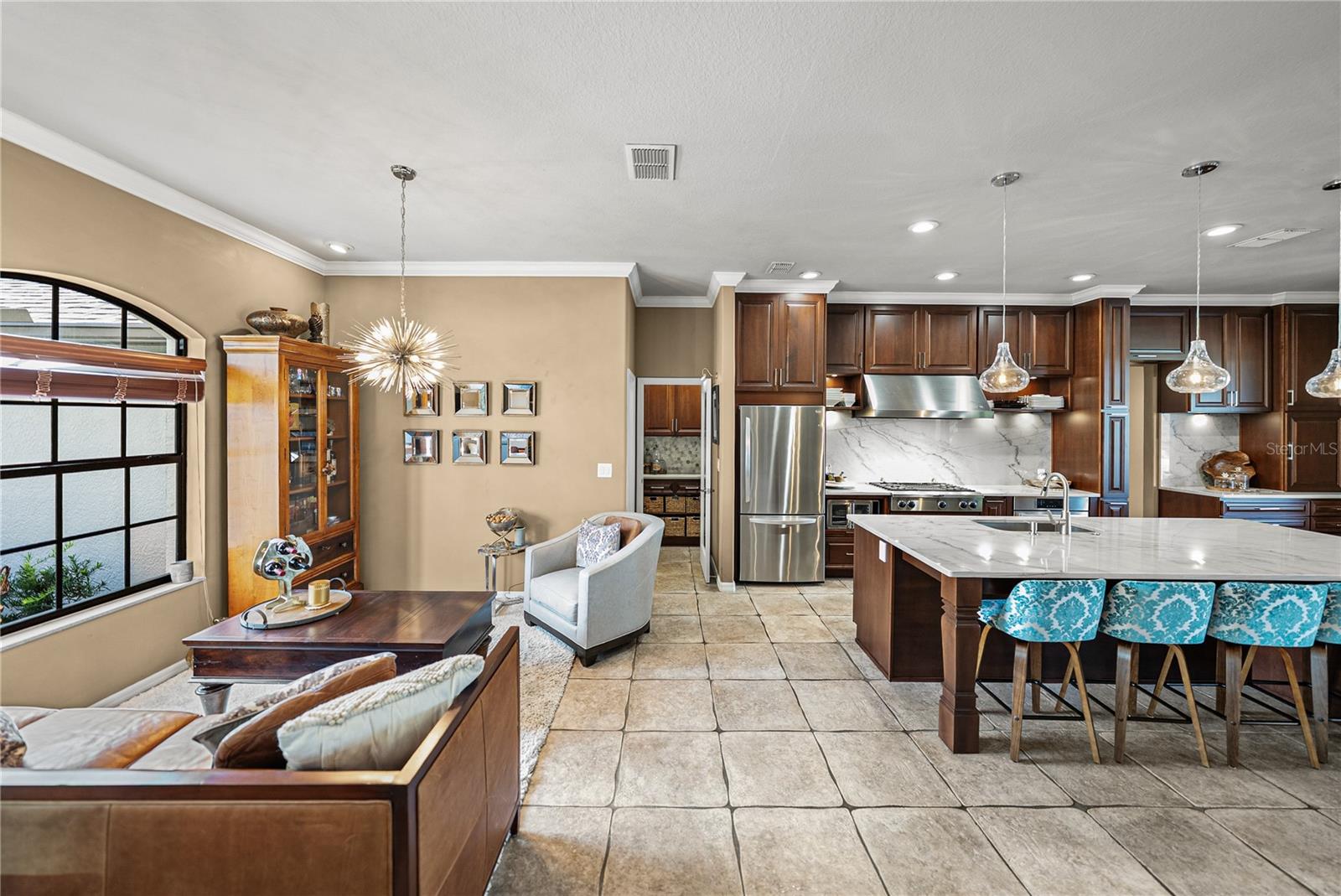 Listing photo id 29 for 13247 Thoroughbred Drive