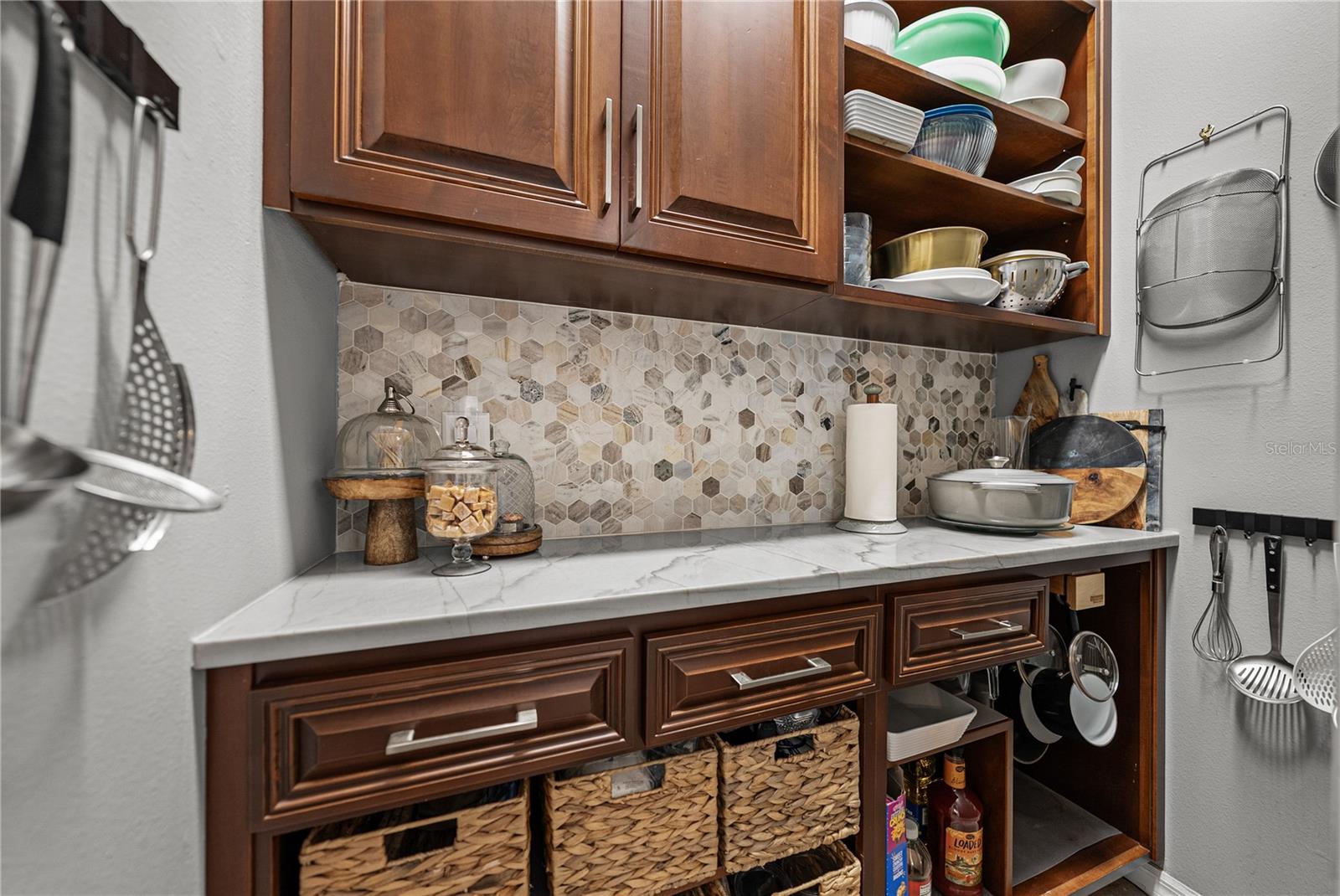 Listing photo id 31 for 13247 Thoroughbred Drive