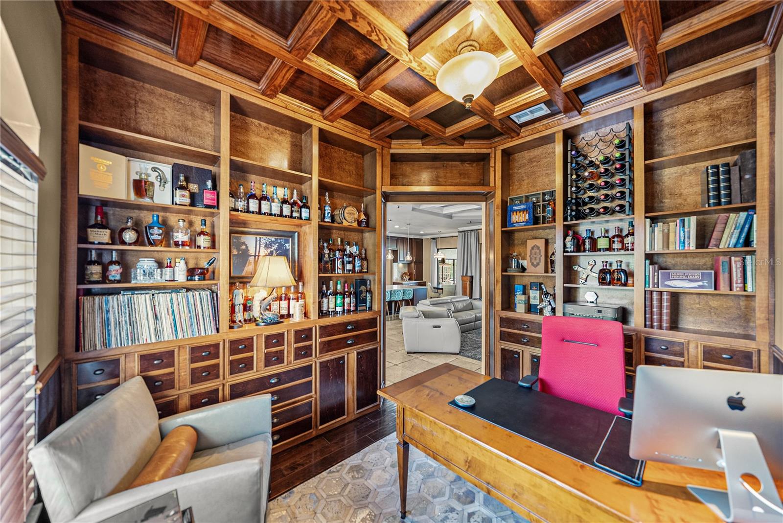 Listing photo id 34 for 13247 Thoroughbred Drive