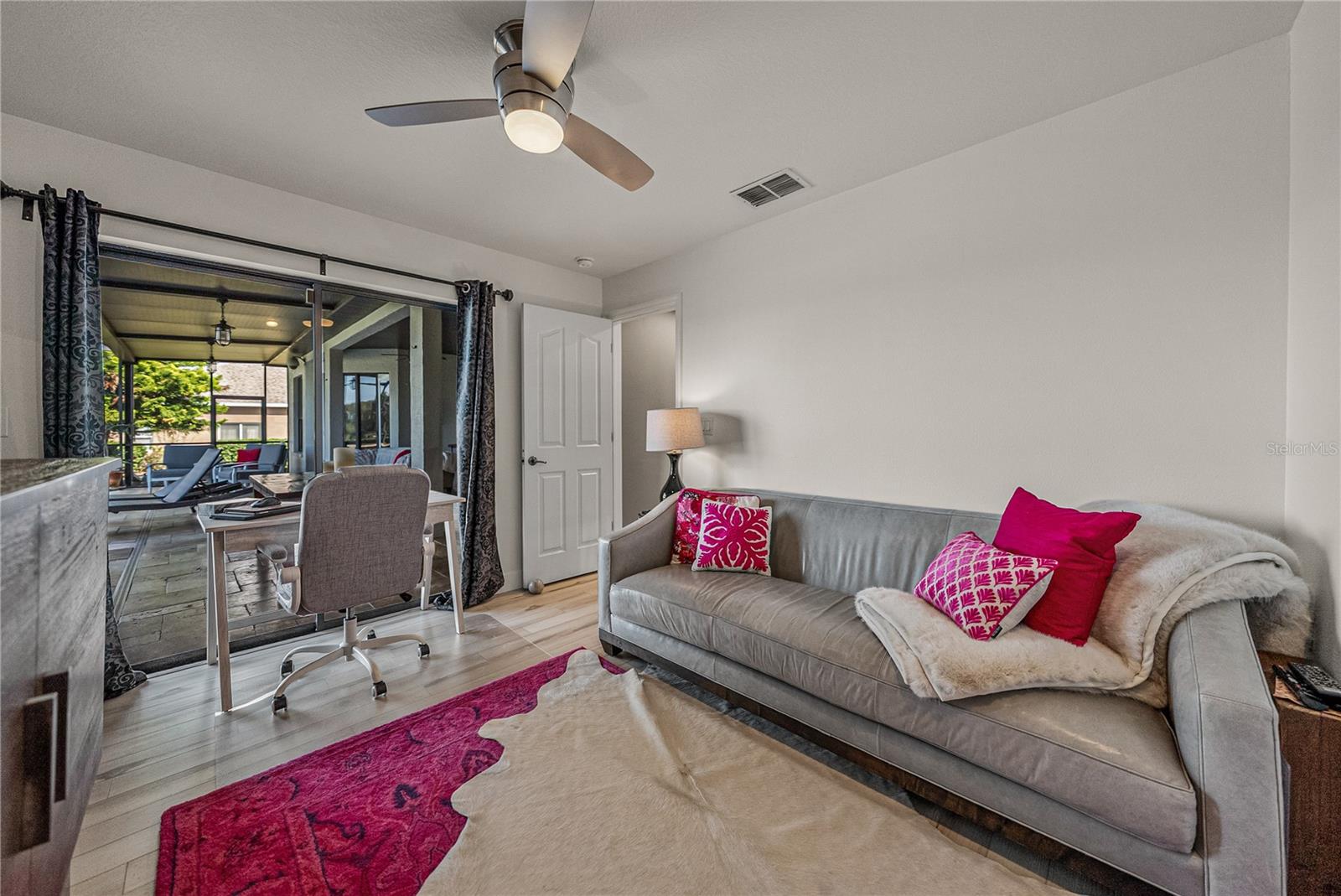 Listing photo id 46 for 13247 Thoroughbred Drive